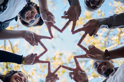 Community members working together - Community Support